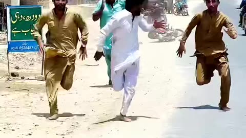 Best baloon prank wait for twisting