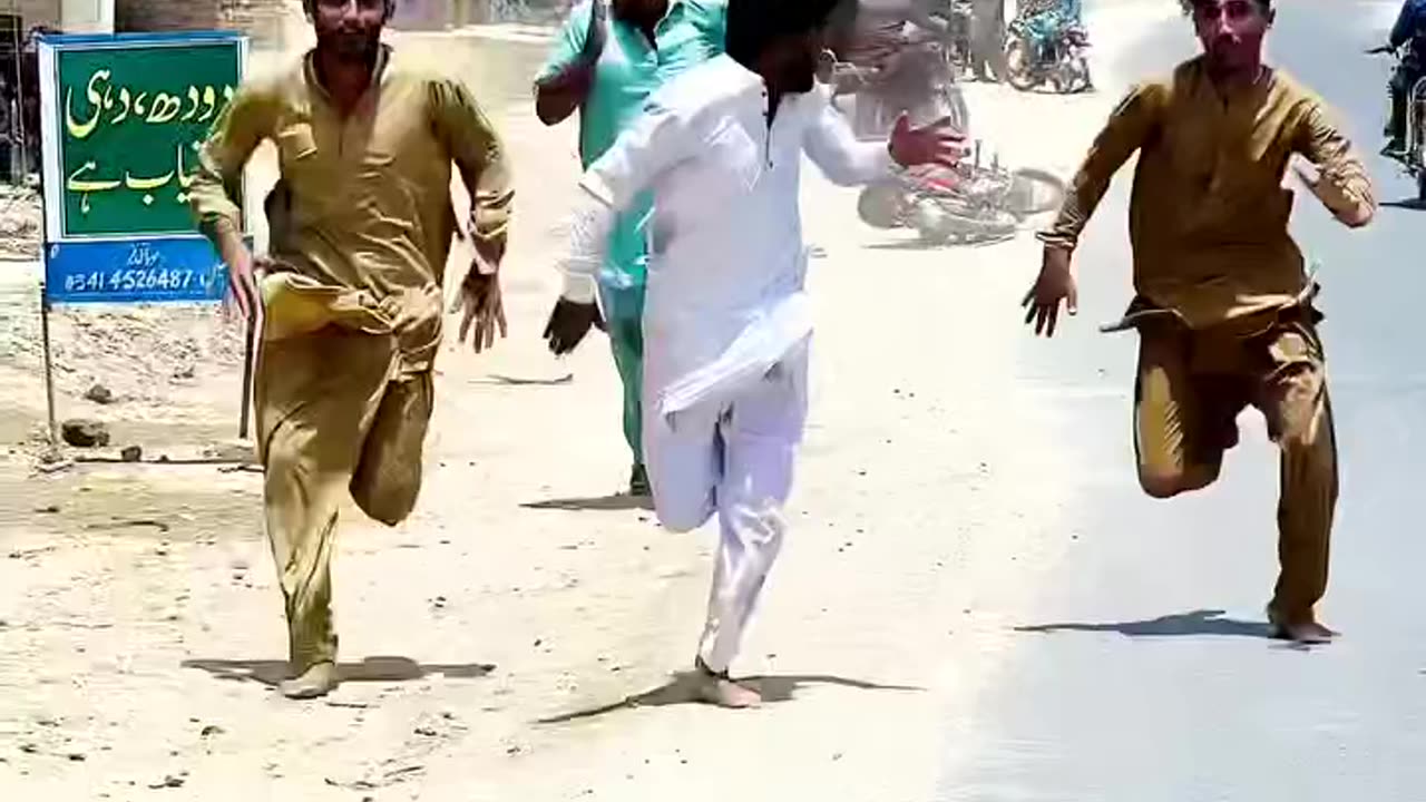 Best baloon prank wait for twisting