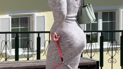 TIGHT JEANS CHALLENGE! 😍 Can You Handle These Curves? (Sexy Girl Fashion)