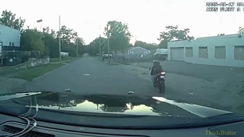 Man arrested after 100 mph motorcycle chase in Grand Blanc Township
