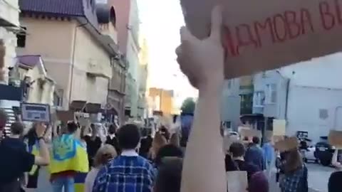 📢🇺🇦 Ukraine Russia War | UA POV: "Ukraine is not Russia!" Protest Chant in Kharkiv | RCF