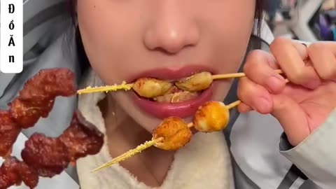 Lại ăn thịt xiên siêu cay