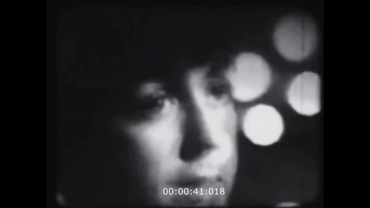 Top Of The Pops (1966) The Beatles Paperback Writer