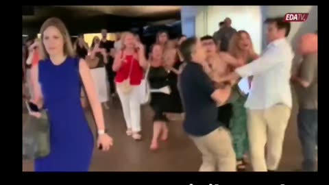 Urgente!! Vigilante de seguridad agrede a Vito Quiles