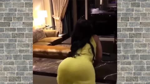 HOT GIRLS TWERK COMPILATION