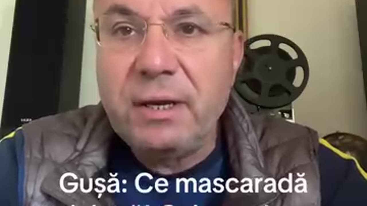 Gușă: Ce mascaradă sinistră!
