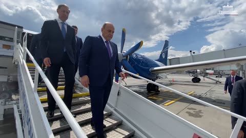 Presentation of the updated Il-114-300 at Koltsovo to Mikhail Mishustin.