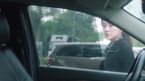 azan & Song Ran the white olive tree Song Ran at azan car and wirits his name on it episode 12