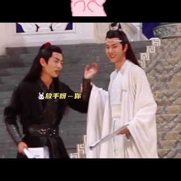 Small Gestures, Big Love—This Is Their Everyday Reality 🍬