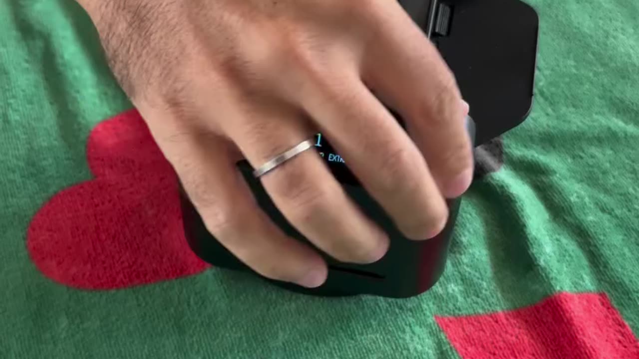 Card gaming machine