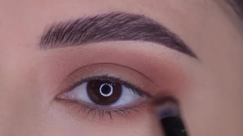 soft neutral everyday makeup look