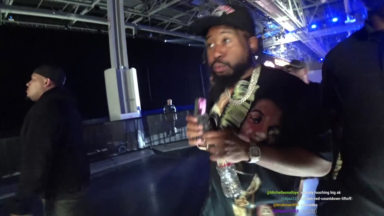 Live on complexcon