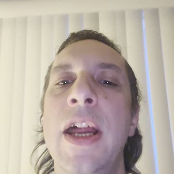 #83: Art Galleries & Horror Books