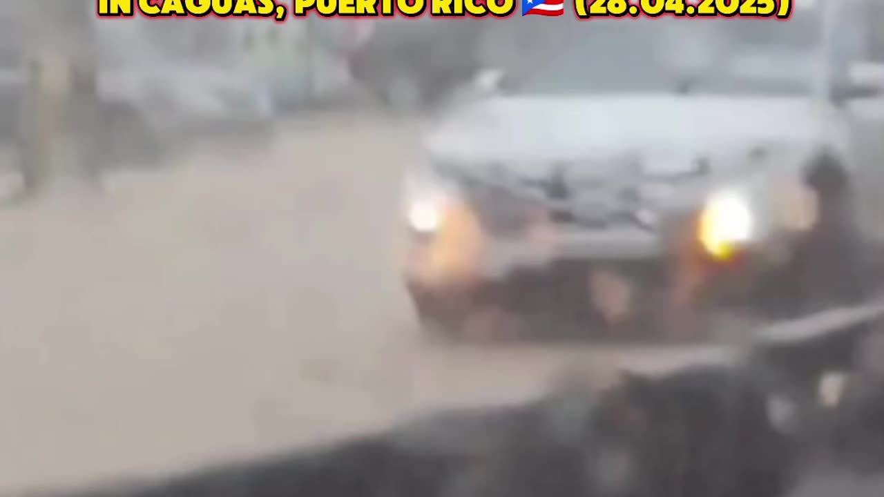 🚨Heavy flooding due to intense rains in Caguas, Puerto Rico 🇵🇷 (28.04.2025).