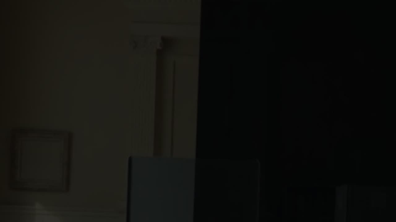 Tweedledumb and Tweedledumber