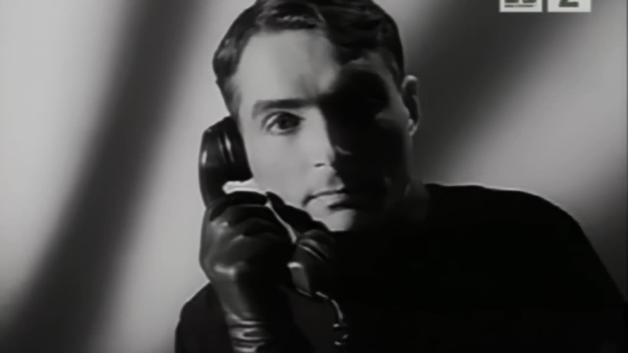 Kraftwerk - The Telephone Call (Music Video, 1987)