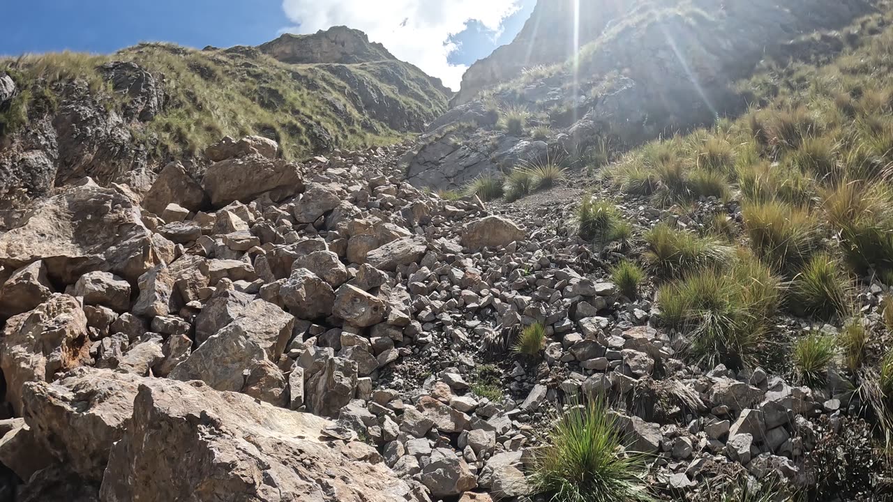 Walking into the mountains above Huancavelica