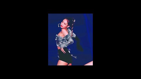 BlackPink Jennie X Le Sserafim Yunjin 🖤💙