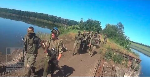 Russians who crossed river on rafts and boats and attacked Kupiansk were captured; some destroyed