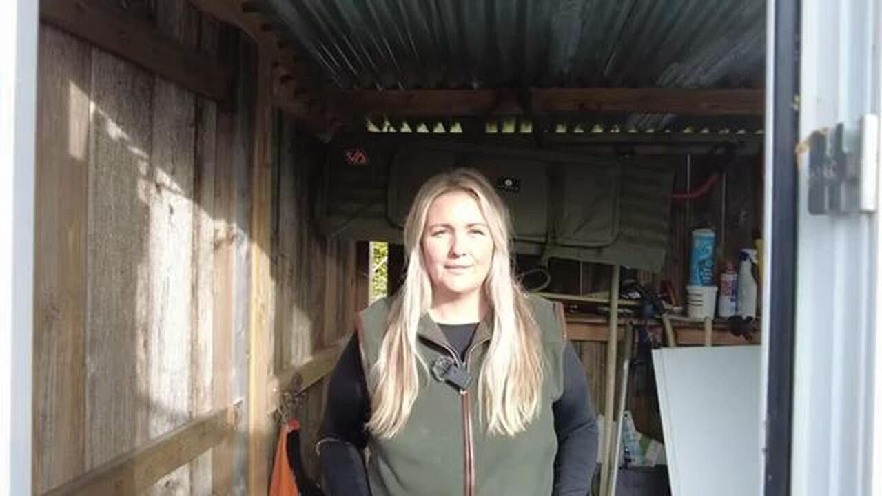 Two Genius uses for stinging nettles • Allotment Tips for Beginners • How to grow your own food