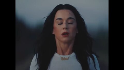 katty-Perry-Bandaids (Official video)