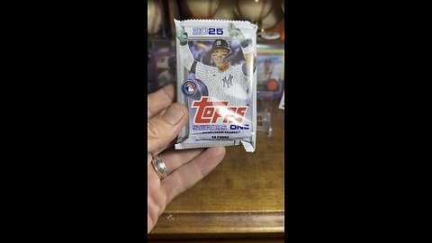 #topps2025 Series 1 #baseballcards #packopening #toppsseries1 #topps