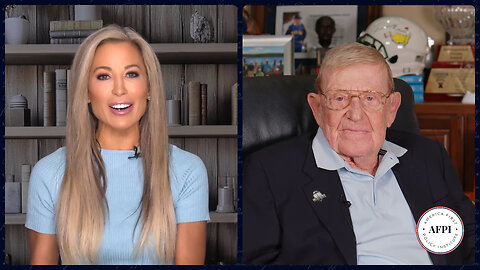 Lou Holtz Slams Open Borders: "Do the Right Thing—Keep Americans Safe!