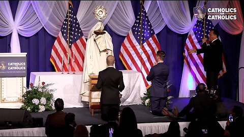 The Most Blessed Sacrament illuminated by a truly exquisite performance of Panis Angelicus!