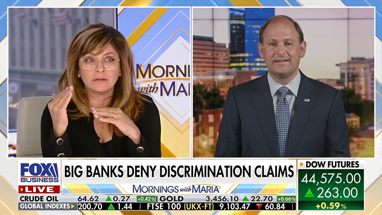 Trump fights back against the 'pernicious practice' of debanking