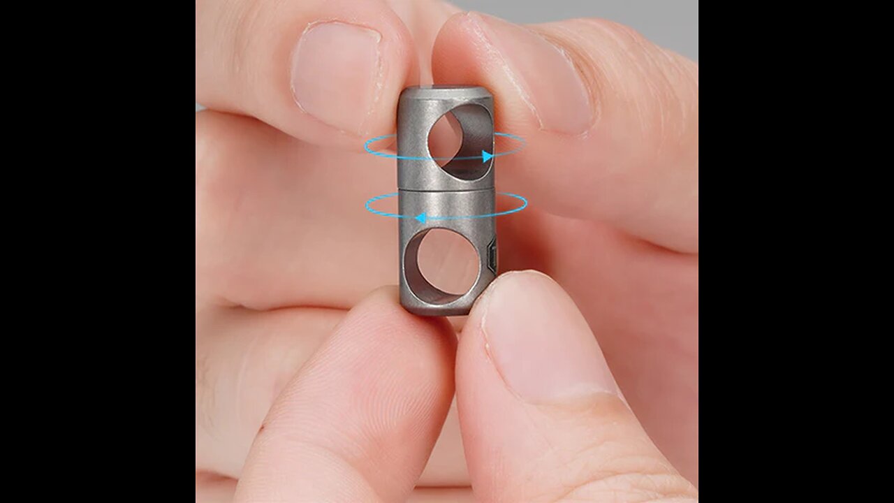 Titanium Alloy Universal Rotating Keychain (2 Pack)