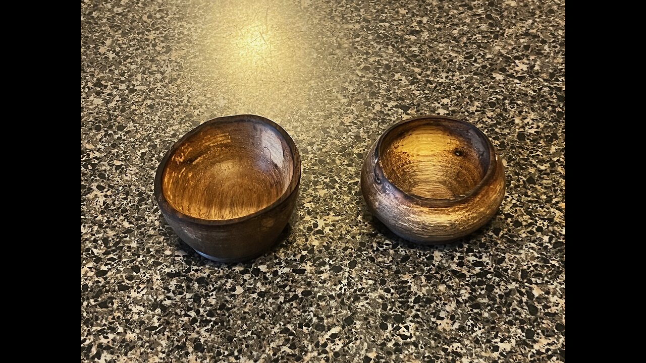 SMALL WALNUT CUT OFFS