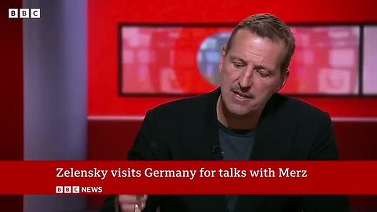 German_chancellor_promises_to_help_Ukraine_produce_long-range_missiles___BBC_News