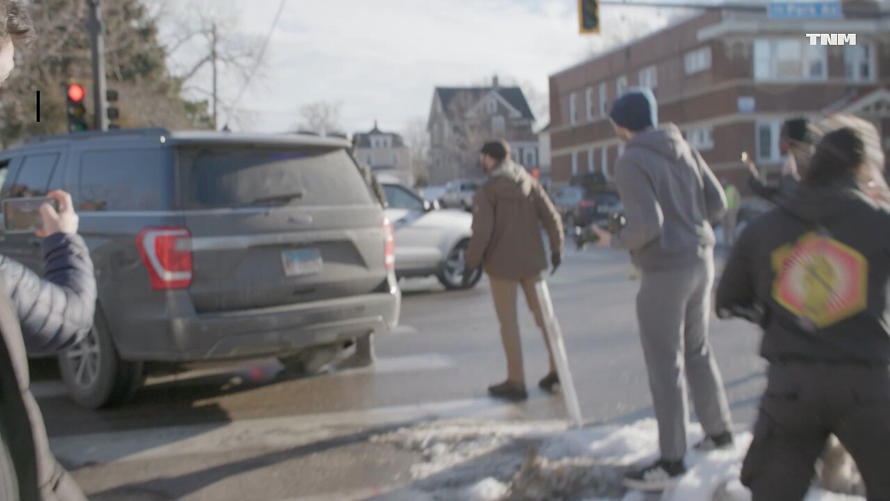 Alex Pretti filmed interacting with ICE days before shooting