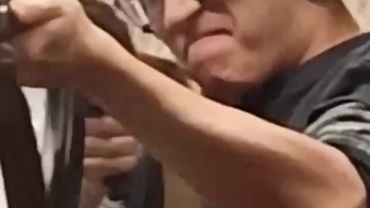 gun shot