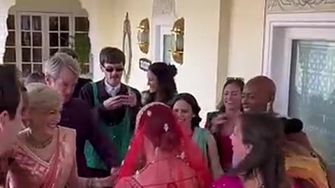 Viral Video | American Bride Wears Indian Lehenga | #reaction | #shorts | English News | #viral