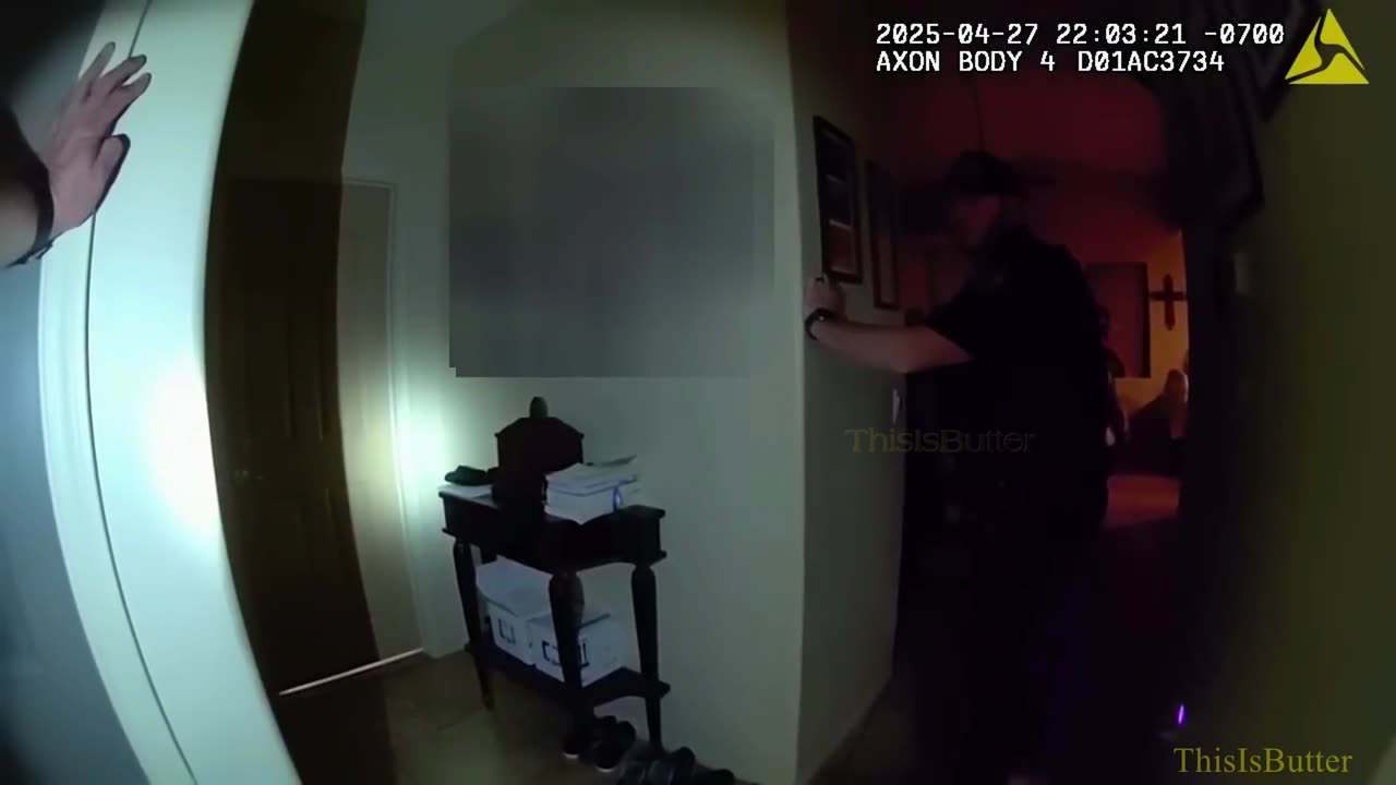 Barricaded man emerges from bedroom with shotgun pointed at officers before fatal shooting