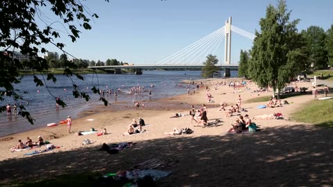 Heatwave warms up Santa's village in Finnish Arctic Circle