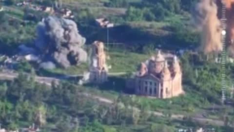Ukrainian Mig-29s Dropping AASM-250 Hammer Guided Bombs on Russian Positions Around Church
