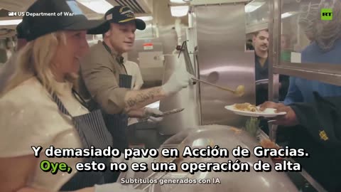 🪖🇺🇸 Jefe del Pentágono reparte comida en el mega portaviones de EE.UU. desplegado en el Caribe