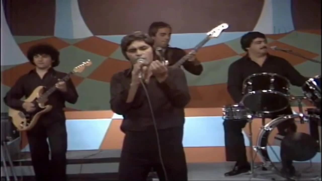 Leonardo Favio ~ Fuiste Mia Un Verano