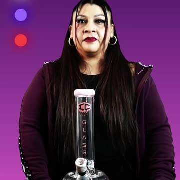 Level up your sessions with the IC GLASS Beaker with Round Base & Ice Pinch