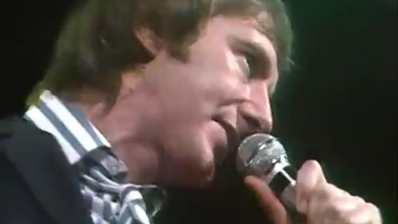 Dr Feelgood - She Does it Right (Live 1975)