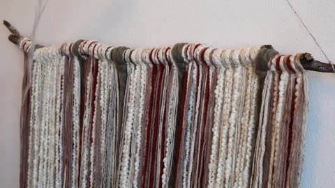 How to Create Beautiful and Simple DIY Macrame Wall Art Watch