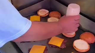 Japanese Cheese Hamburger🍔