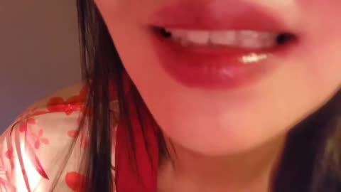 ASMR _ Kissing & Trigger Words(Good night word repeat)