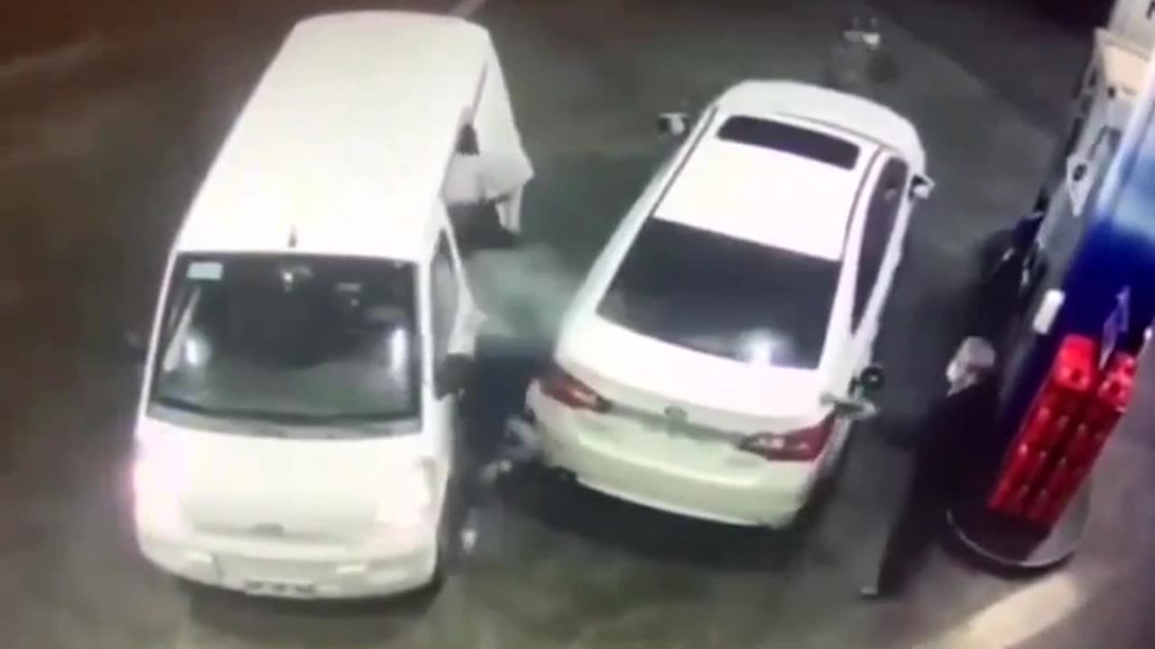 Gas Station Robbery Kamikaze Quick Thinking