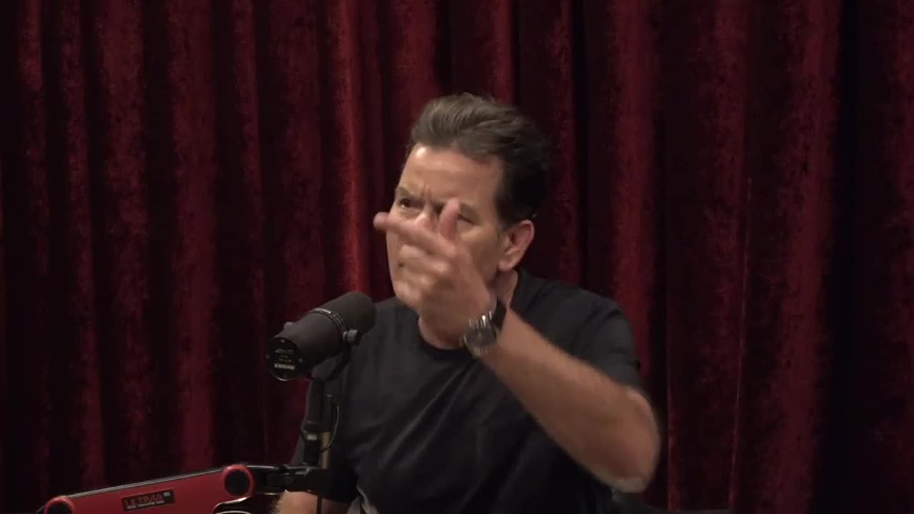 The Joe Rogan Experience | Charlie Sheen (2378)