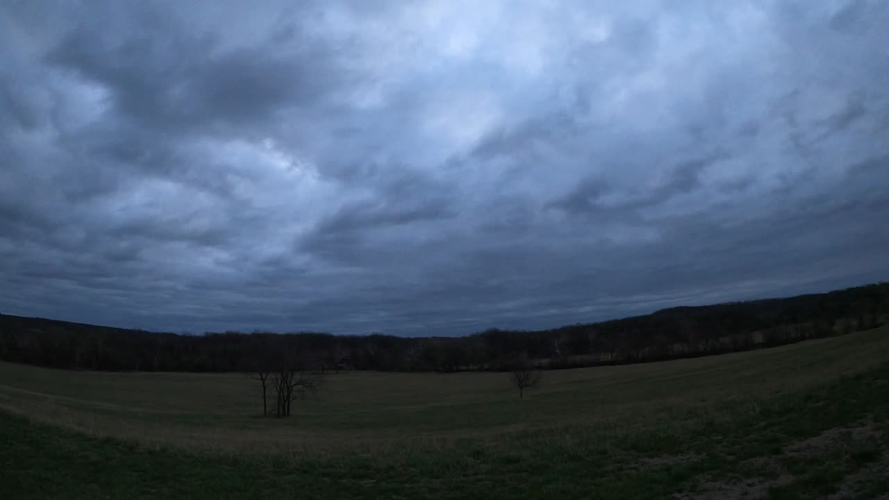 Sun ☀ Rise 3 29 25 63f/17c