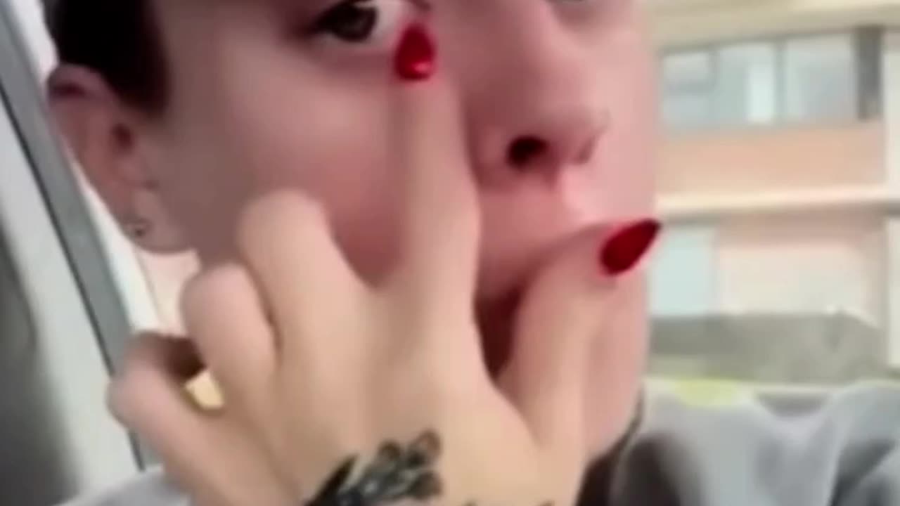 STRONG & INDEPENDENT MENTAL BREAKDOWNS - VOL. 1,897