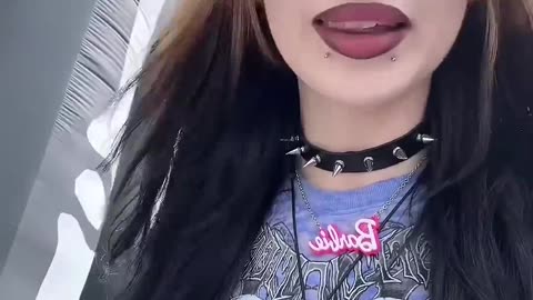 I found a DEADSTOCK HALLOWEEN STORE_! Who wants to see a haul 👀 #deadstock #halloween #y2k #vintage